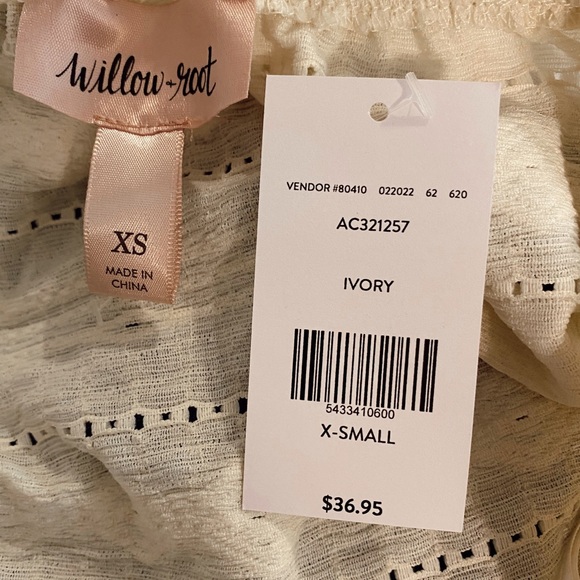 NWT western top - Picture 3 of 3